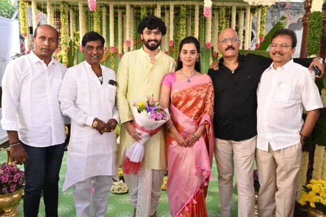 Celebs @ Padaharu Rojula Panduga Movie Opening