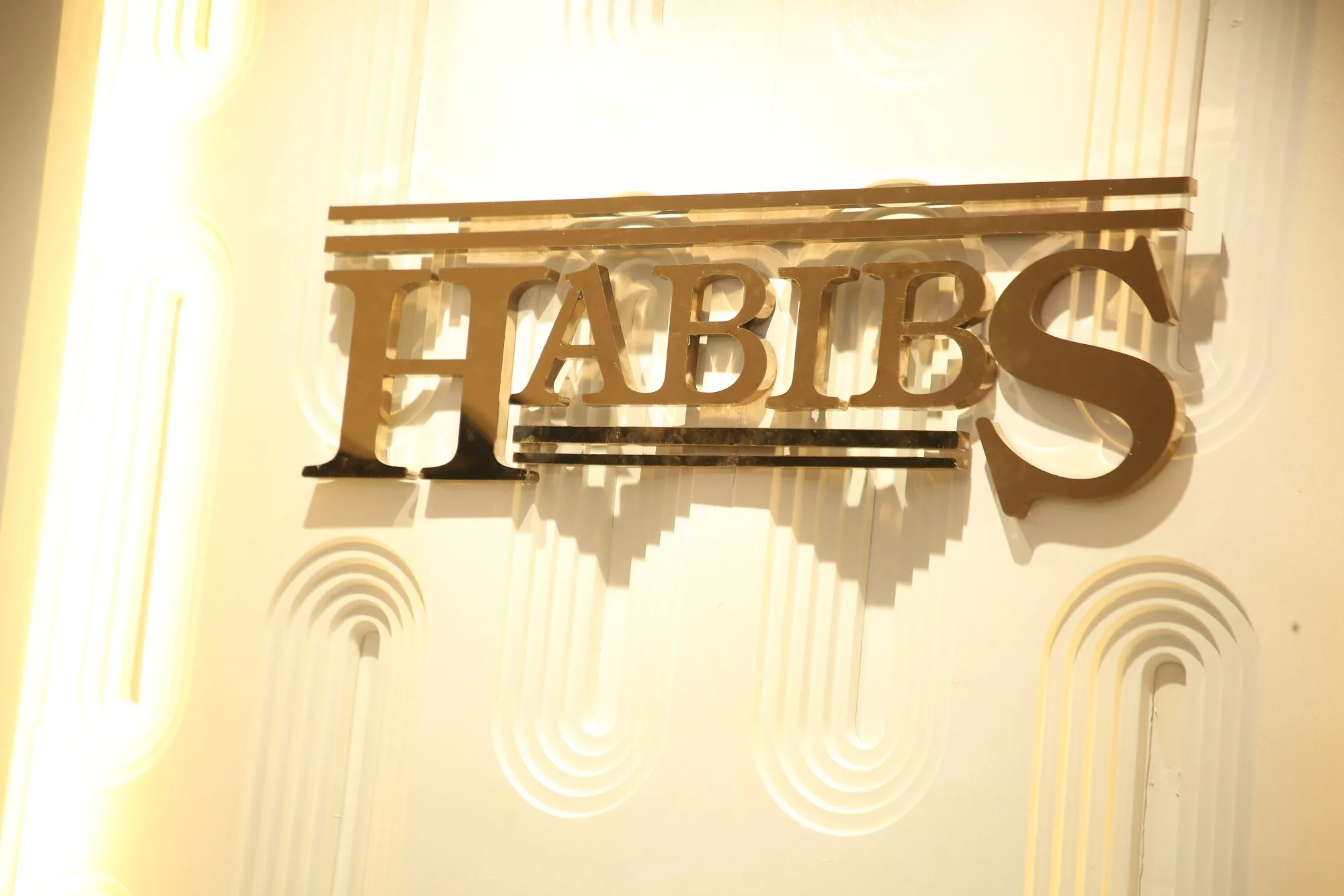 Actor Himaja launches Habibs Premium Salon @ Ameenpur