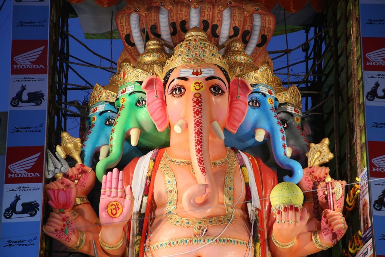 Khairatabad Ganesh 2026: 69-Ft Bada Ganesh Draws Devotees in Hyderabad